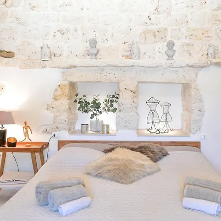 Trulli Quattro E Cinque Vila *