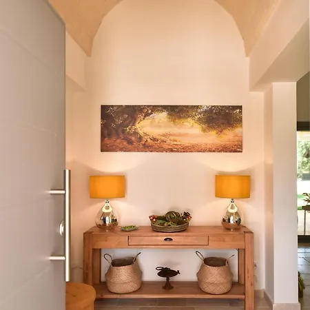 Trulli Quattro E Cinque Vila